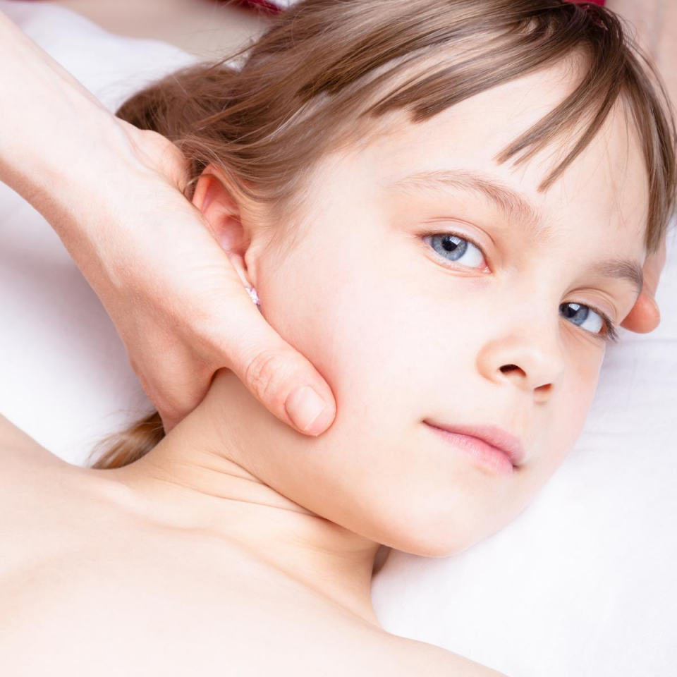 Çene Eklemi Problemleri İçin Fizyoterapi Danışmanlığı (Yüz Yüze)