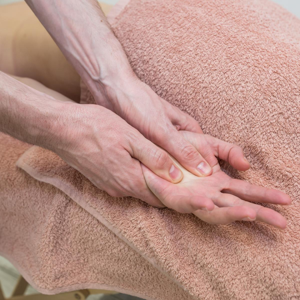 El ve El Bileği Problemleri İçin Fizyoterapi Danışmanlığı (Yüz Yüze)