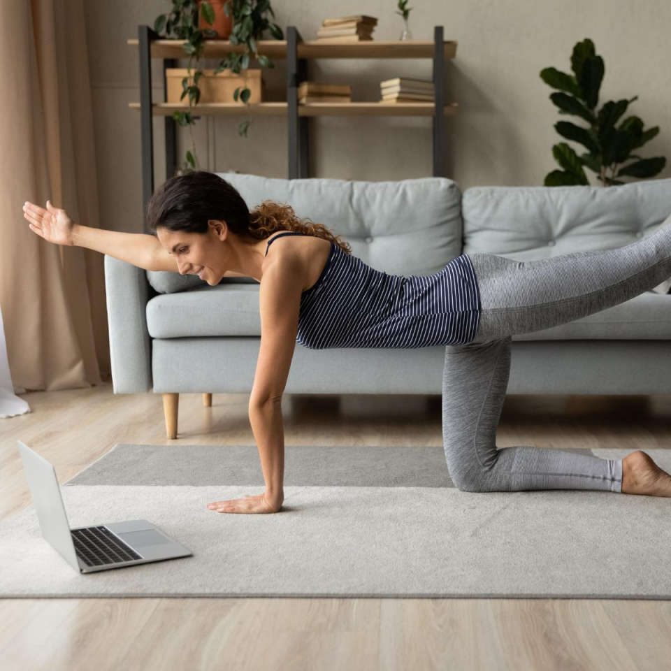 Skolyoz Problemleri İçin Egzersiz Danışmanlığı (Online)